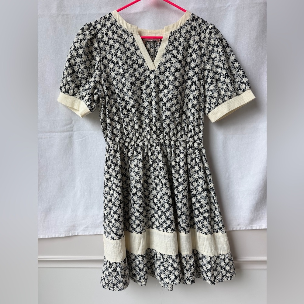 VOY Black & Cream Floral Print Embroidered Dress Size Small